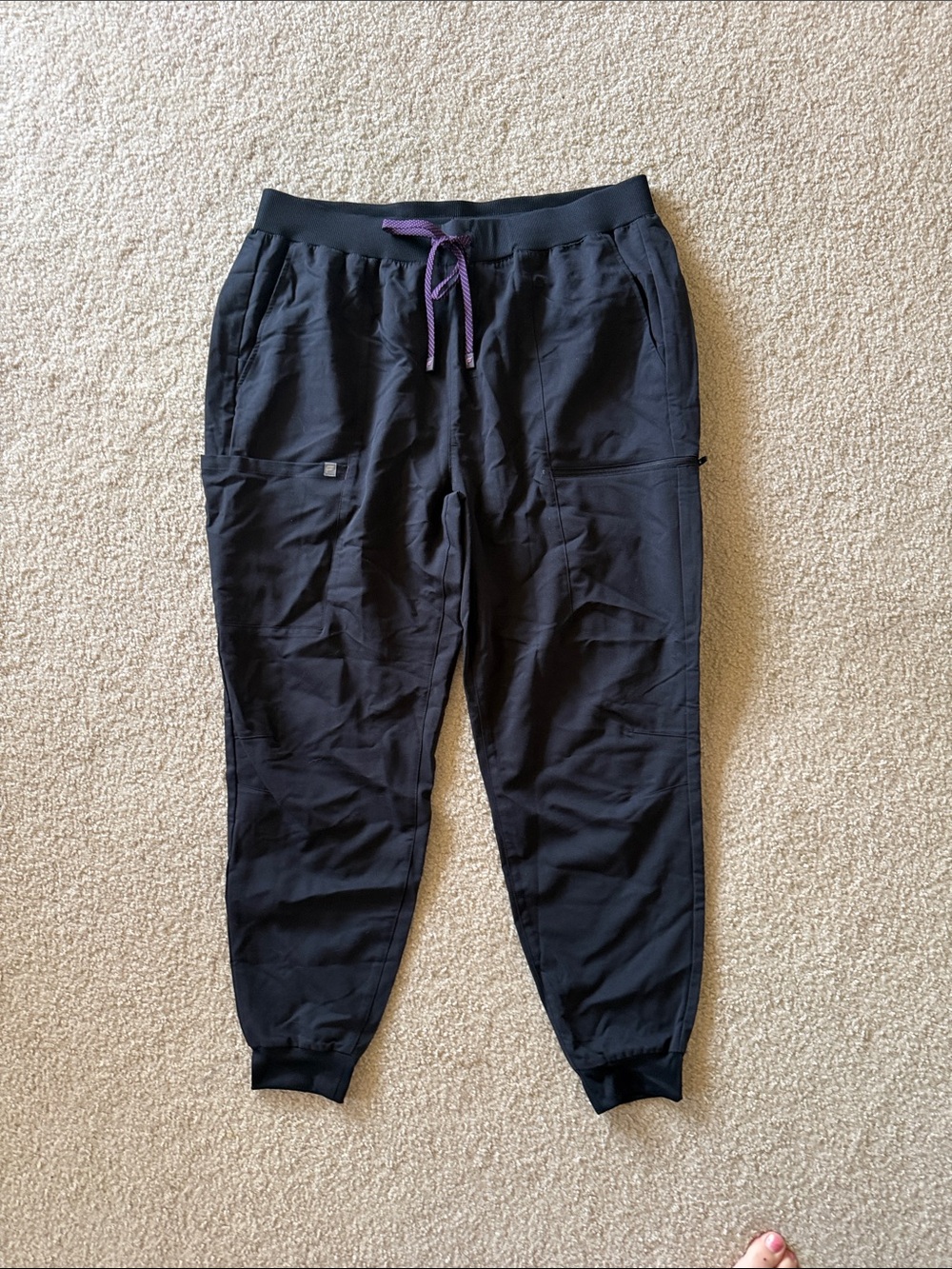 Fabletics Black Scrubs with Purple Drawstring Zipper cargo pocket XXL/1X NWOT